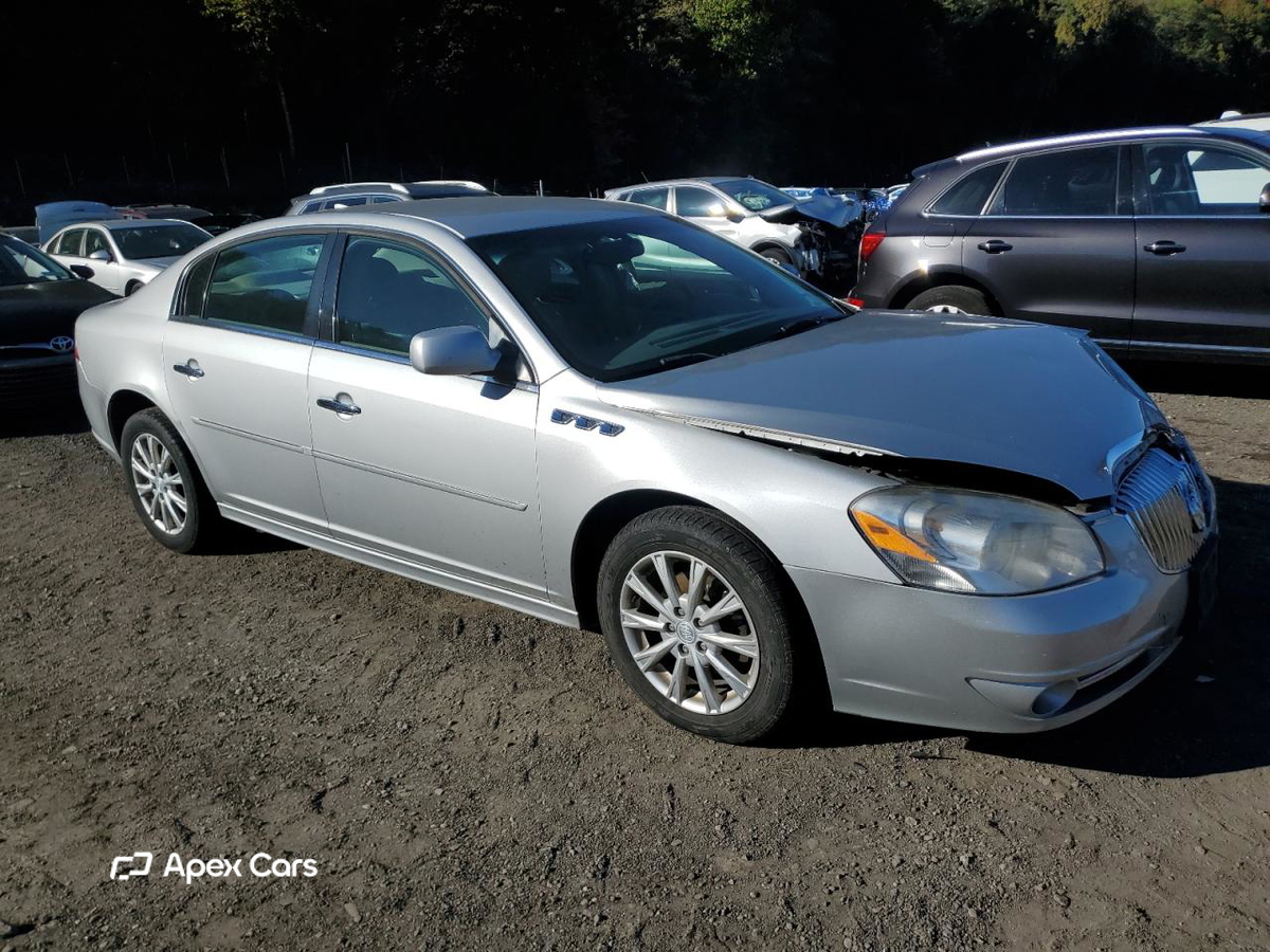 Buick Lucerne 2011