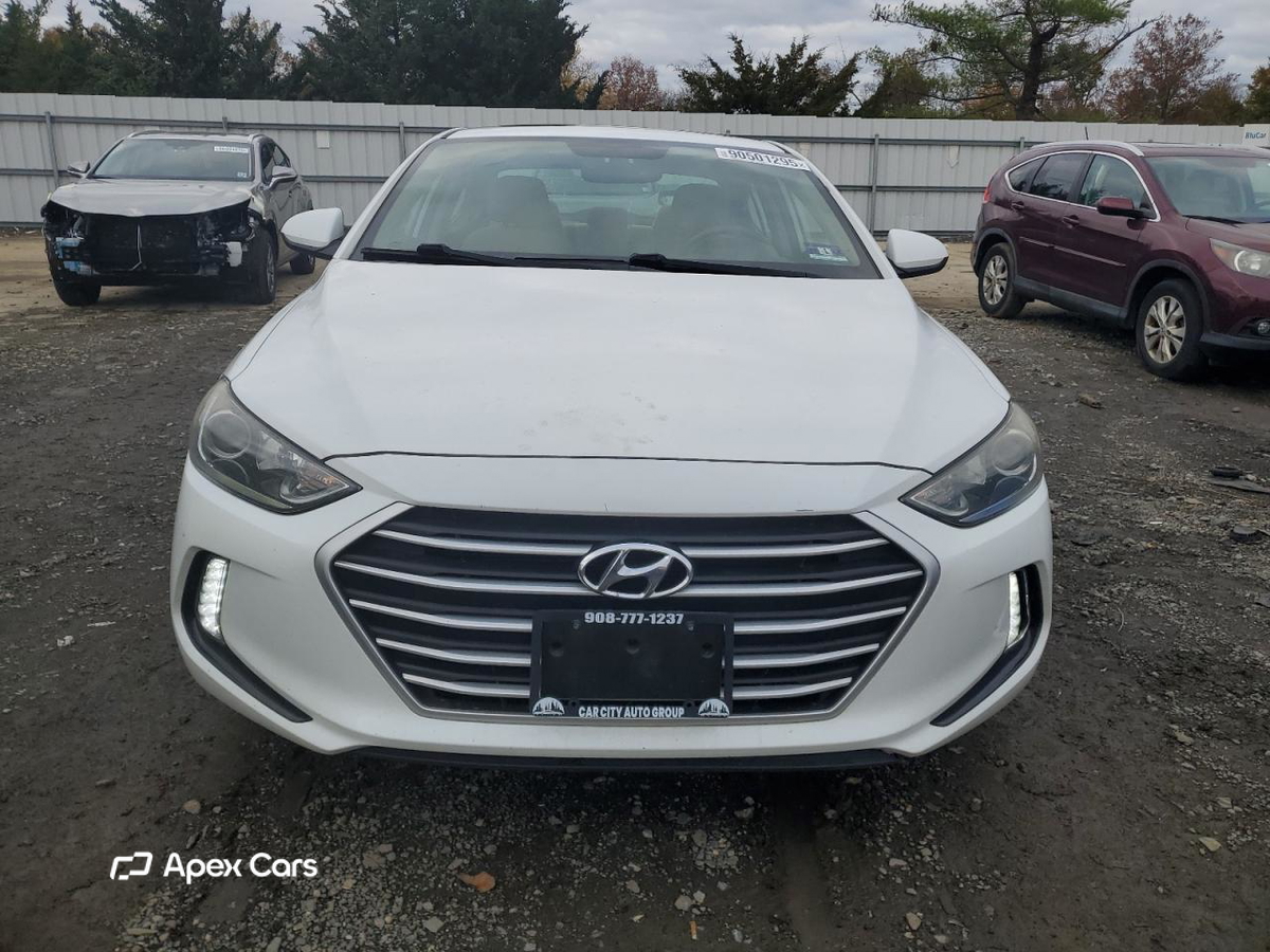 Hyundai Elantra 2017
