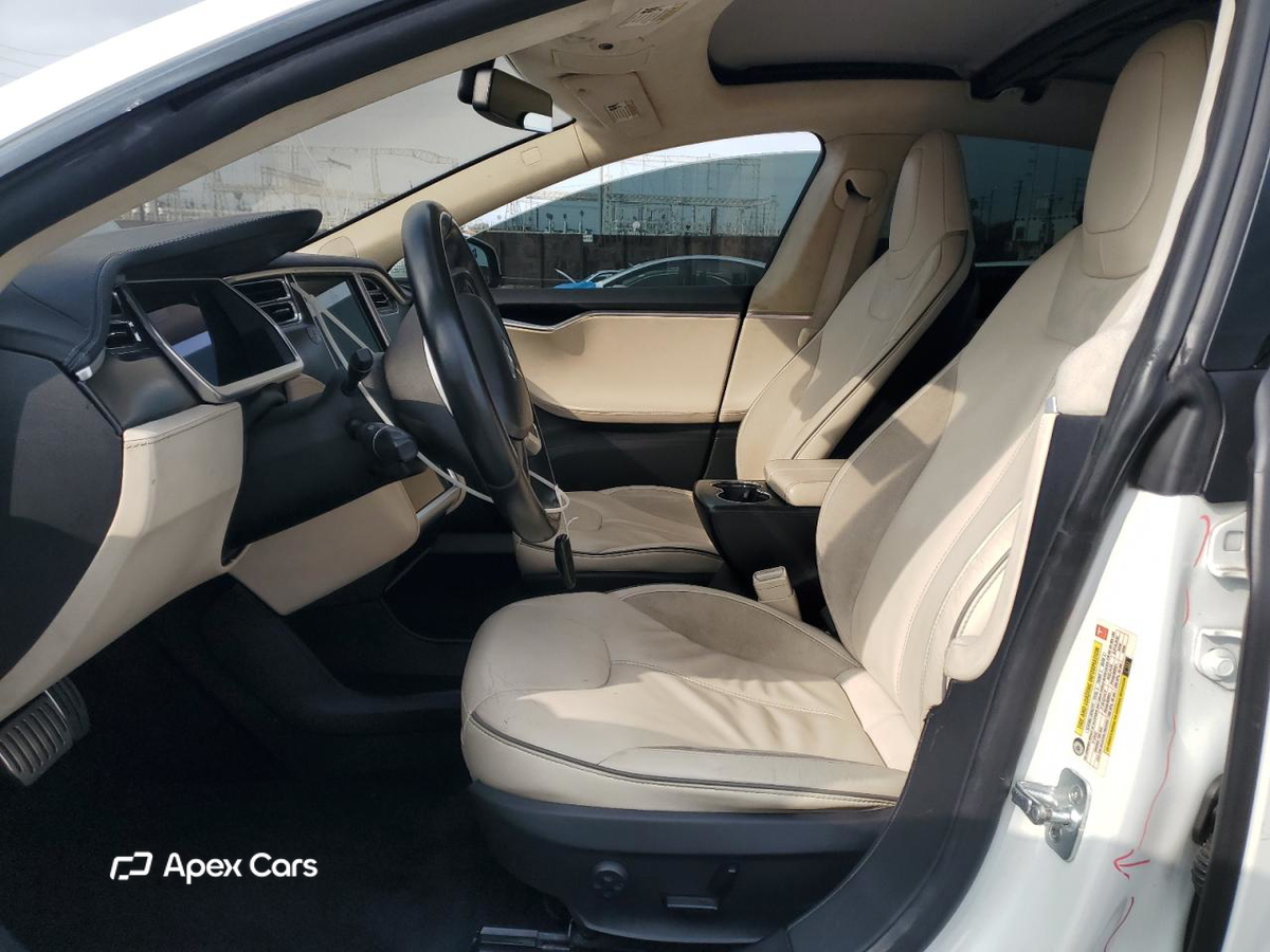Tesla Model S 2012