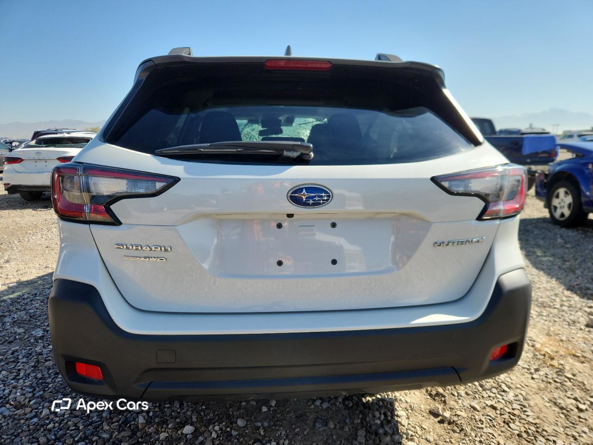 Subaru Outback 2025