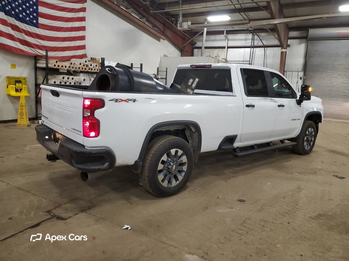 Chevrolet Silverado 2023