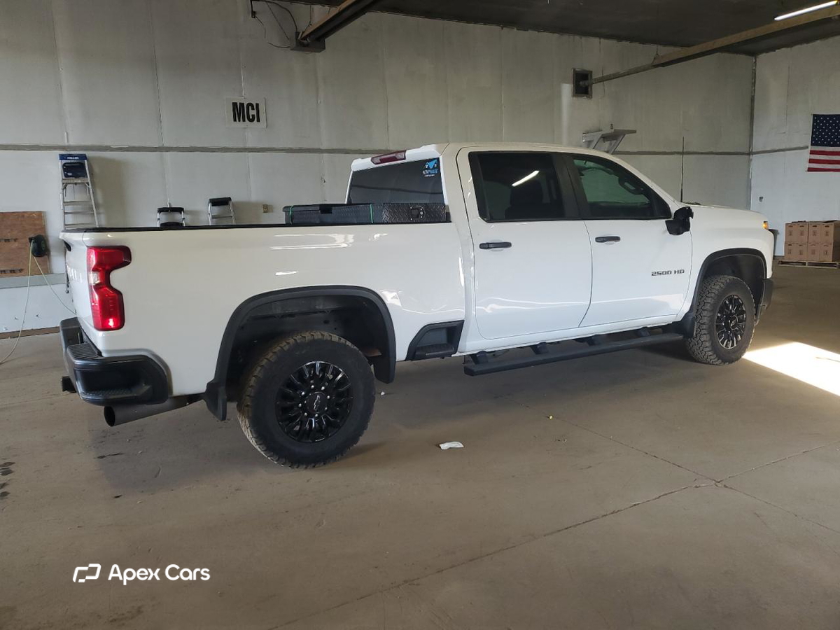 Chevrolet Silverado 2021