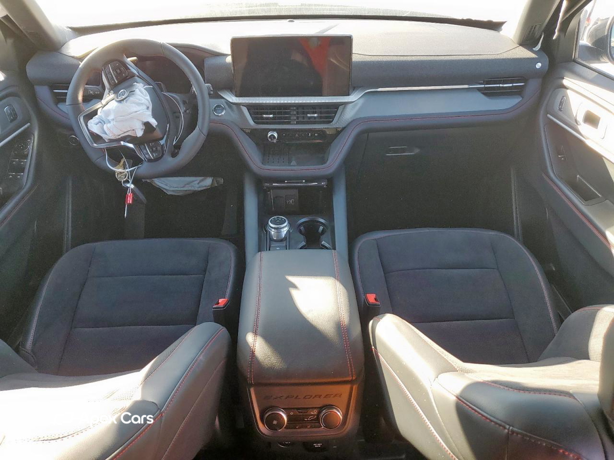 Ford Explorer 2025