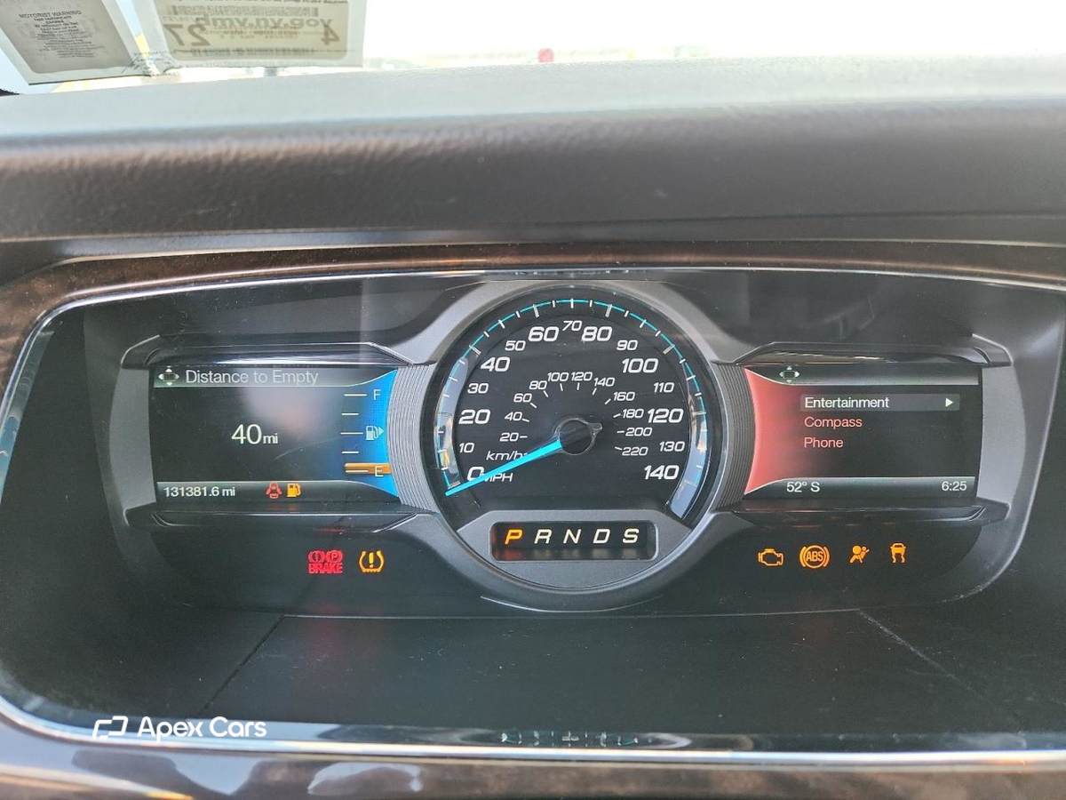 Ford Taurus 2015