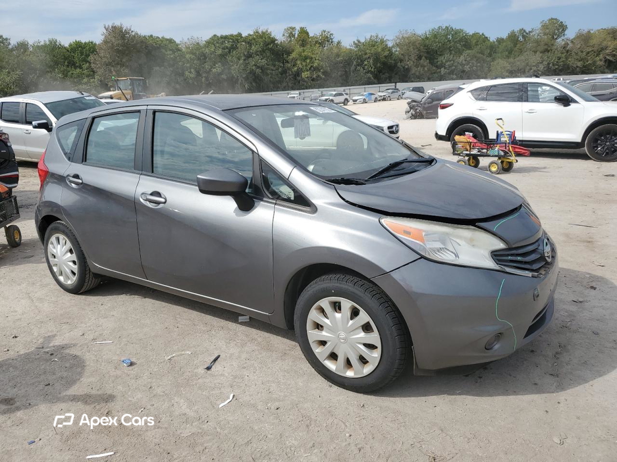 Nissan Versa 2016