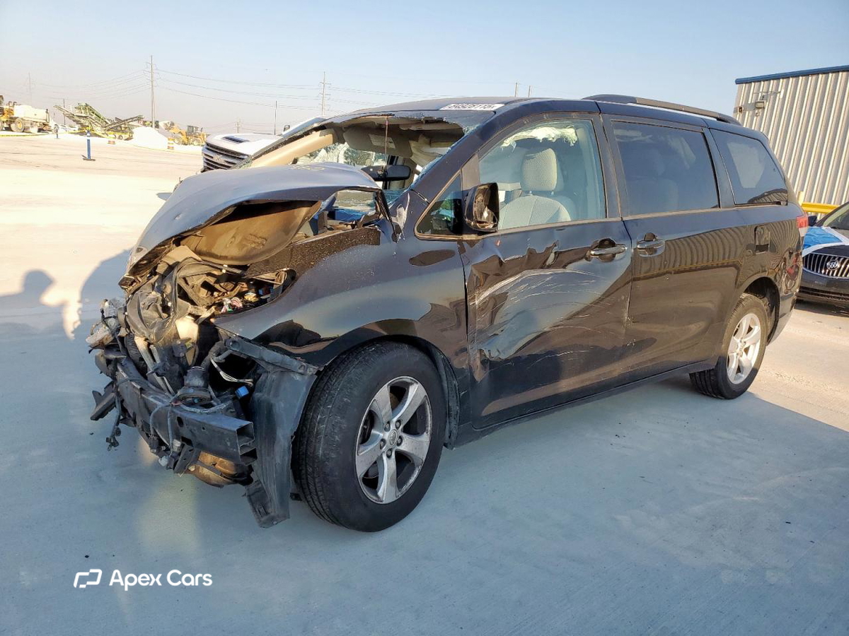 Toyota Sienna 2014