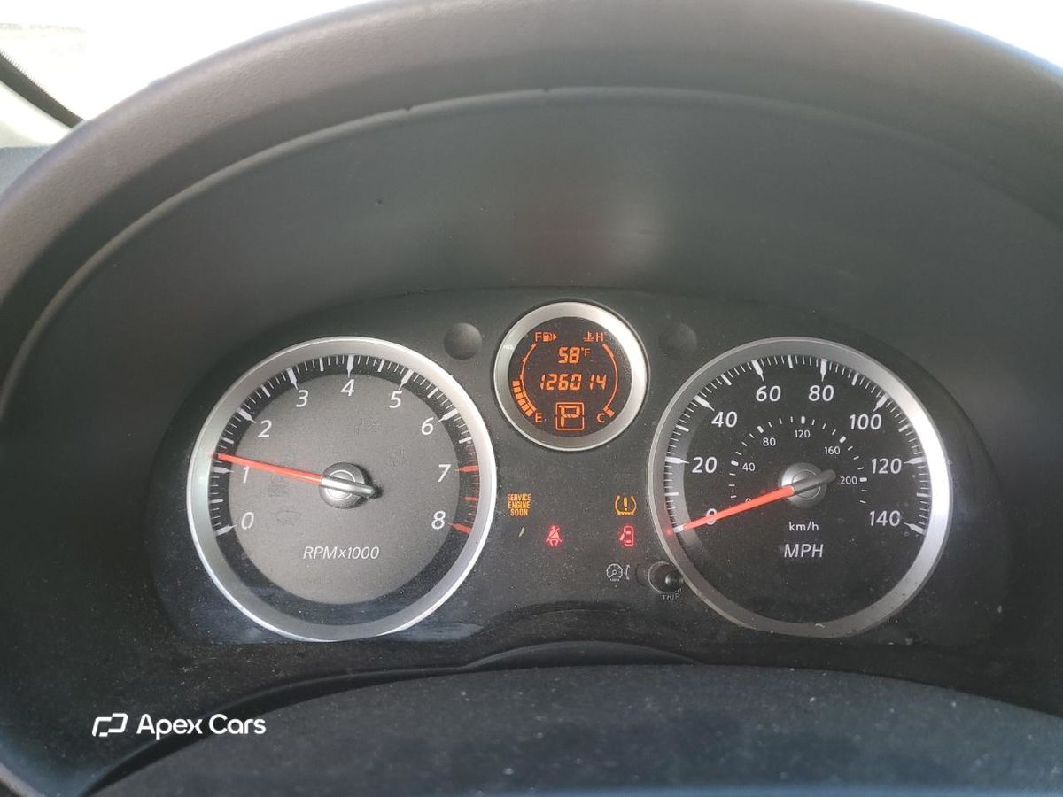 Nissan Sentra 2011