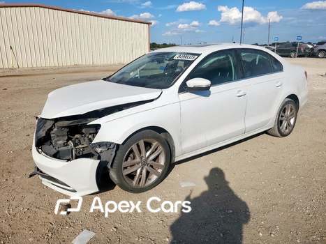 Volkswagen Jetta 2015 - Image 1 of 12