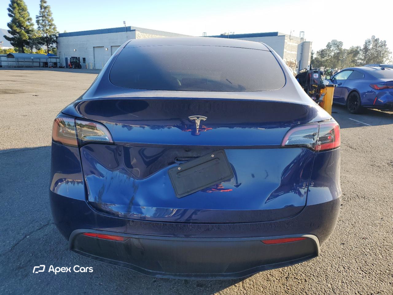 Tesla Model Y 2024