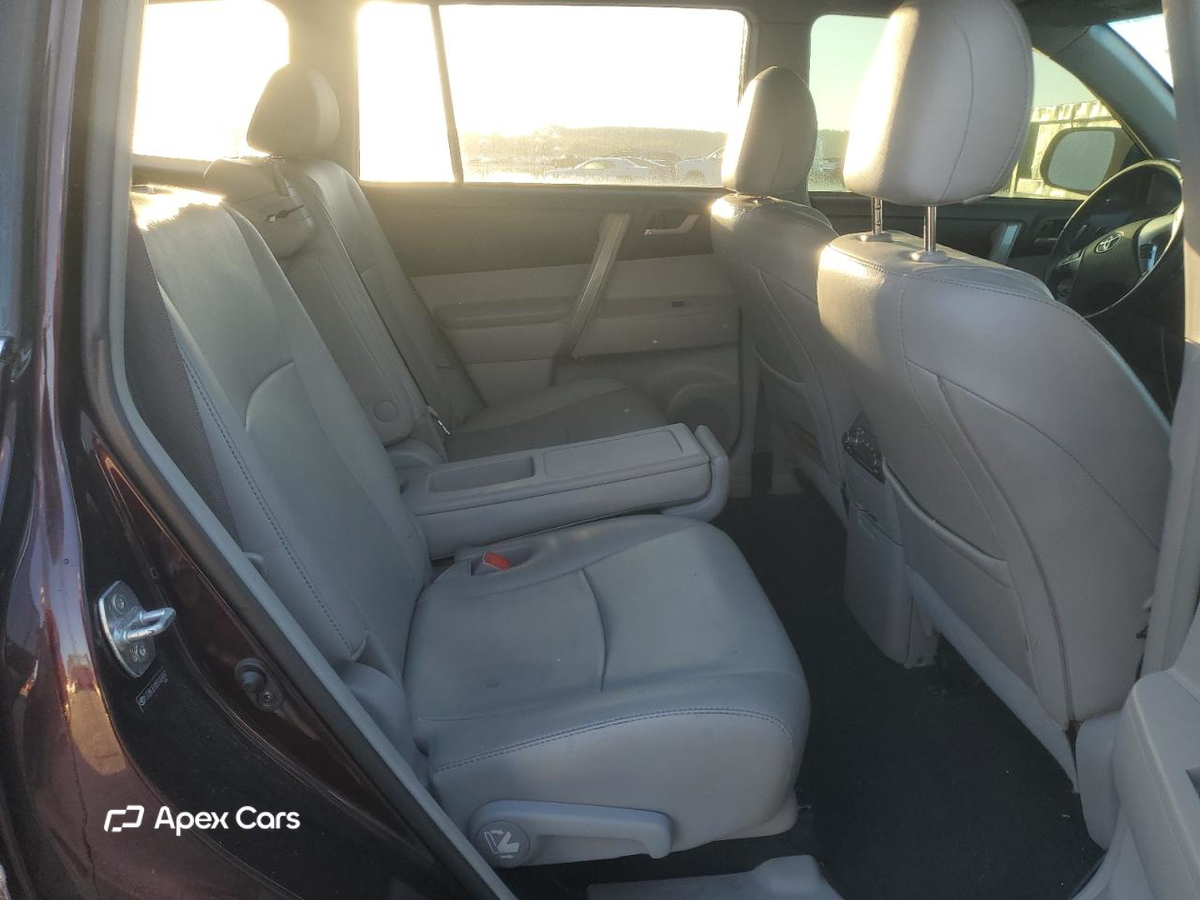 Toyota Highlander 2011