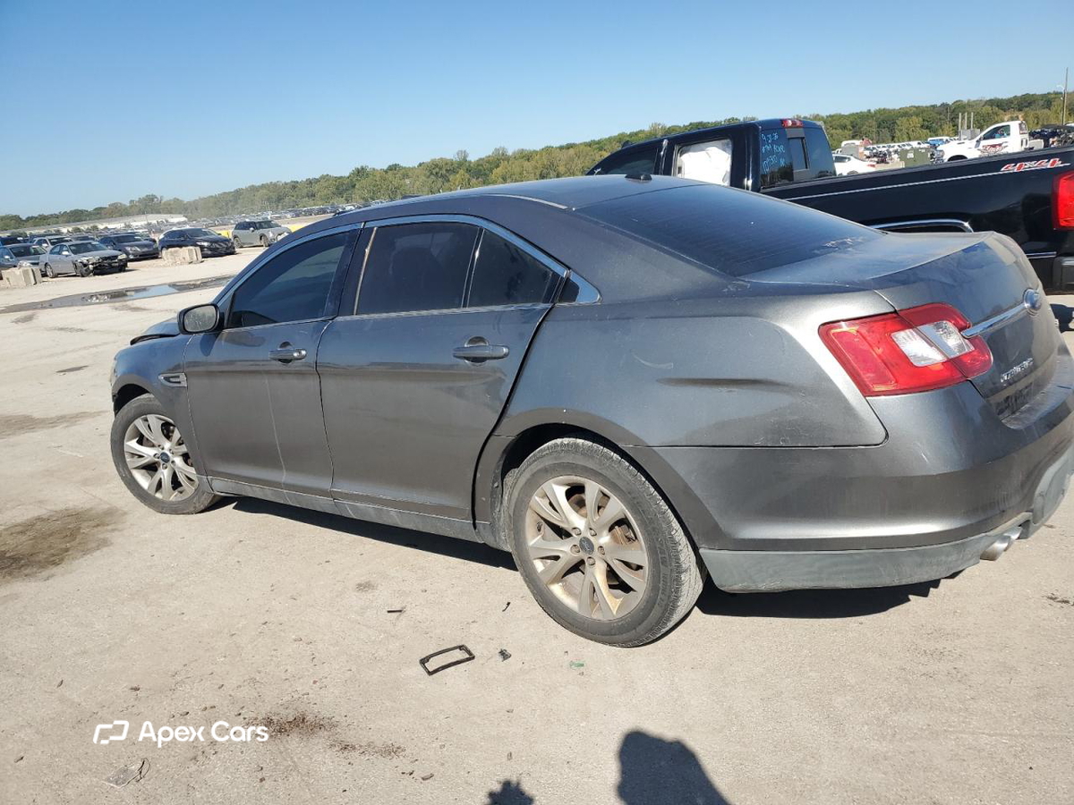 Ford Taurus 2011