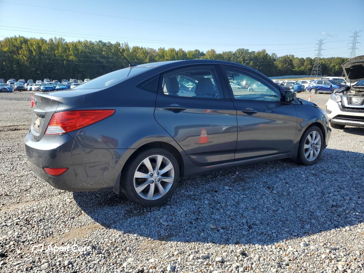 Hyundai Accent 2013