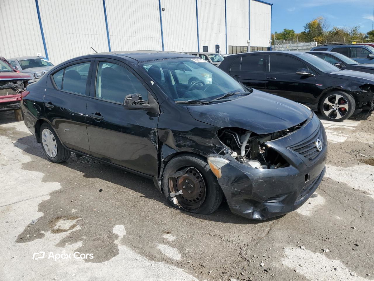 Nissan Versa 2013