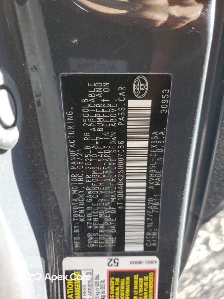 Toyota Camry 2025