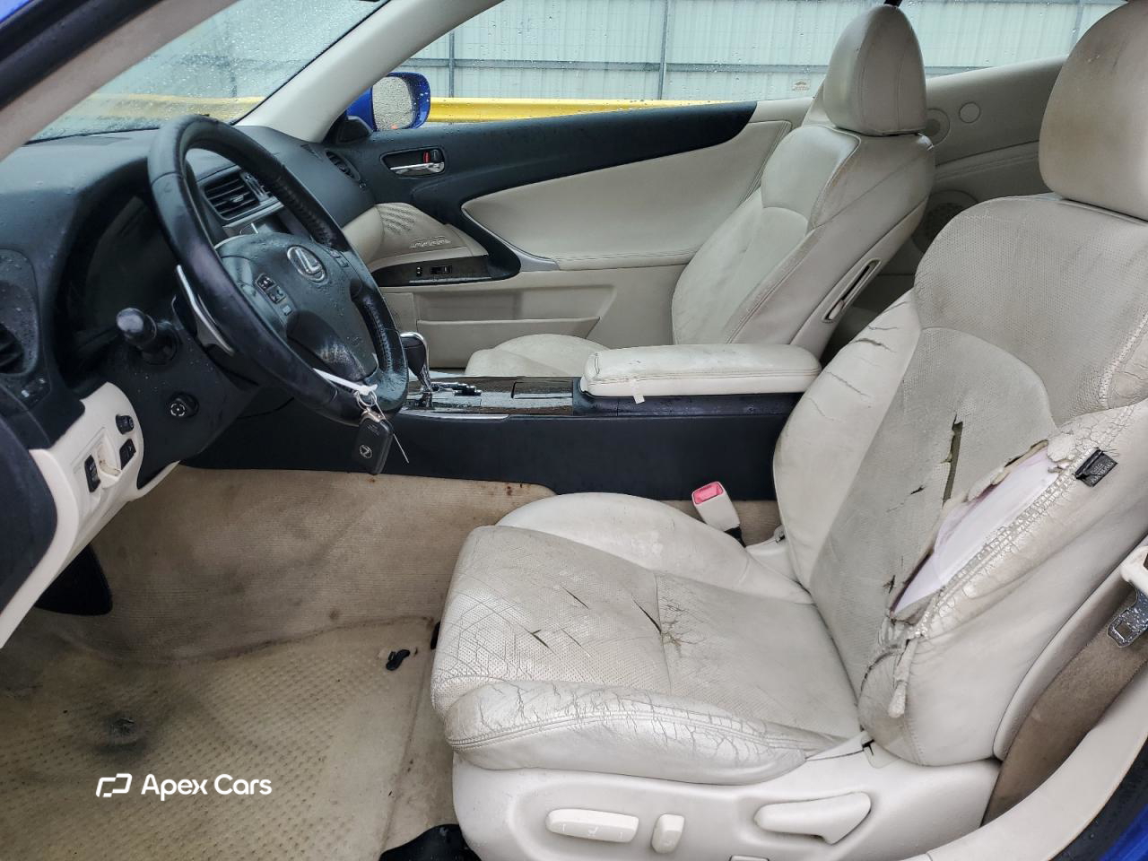 Lexus IS 2010