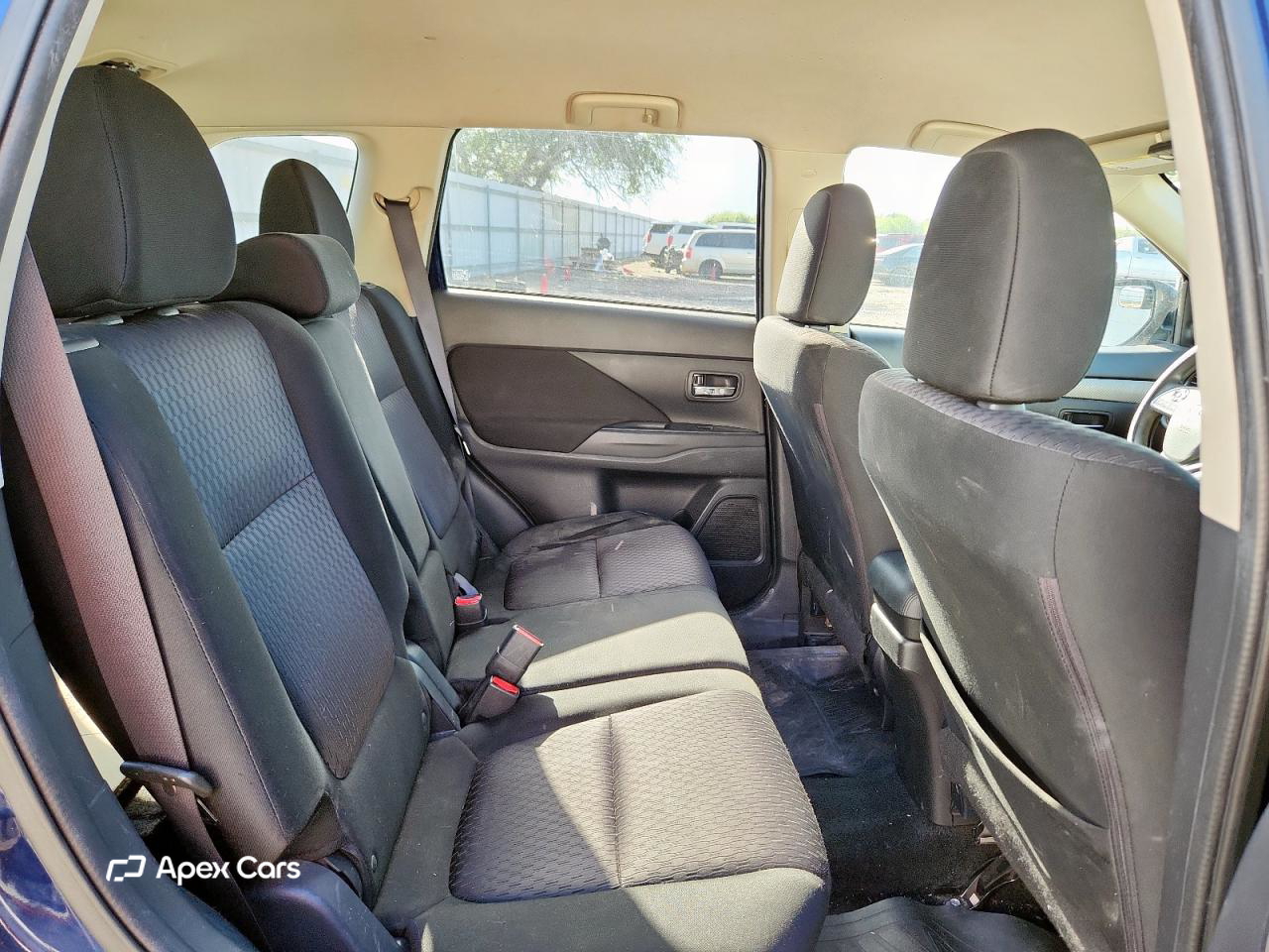 Mitsubishi Outlander 2014