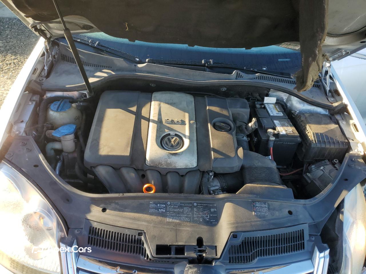 Volkswagen Jetta 2005