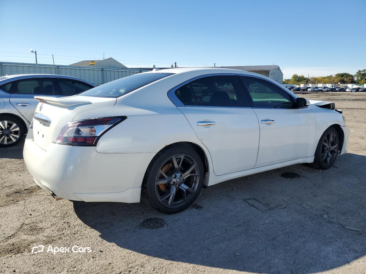Nissan Maxima 2013