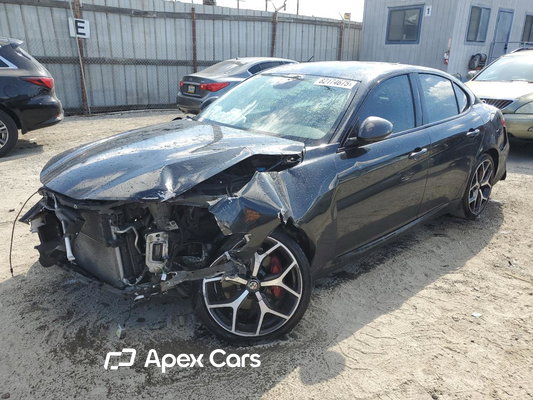 2019 Alfa Romeo Giulia - Image 1 of 5