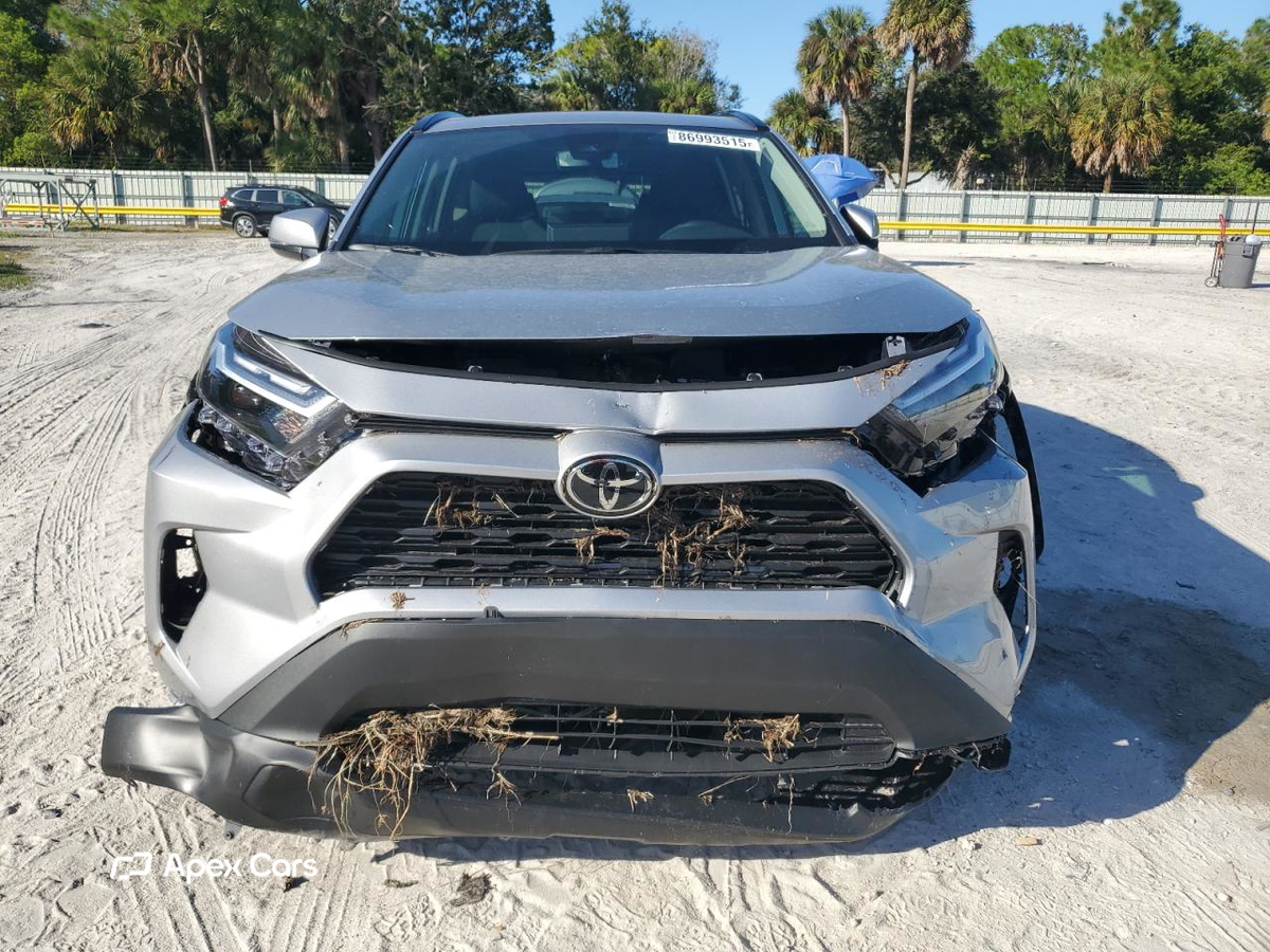 Toyota RAV 4 2025