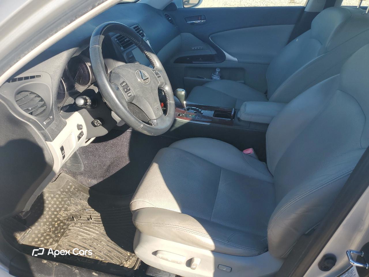 Lexus IS 2006