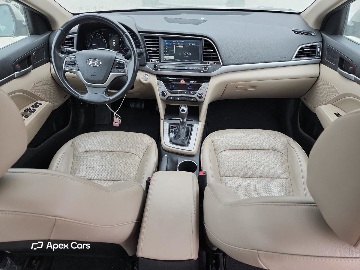 Hyundai Elantra 2017