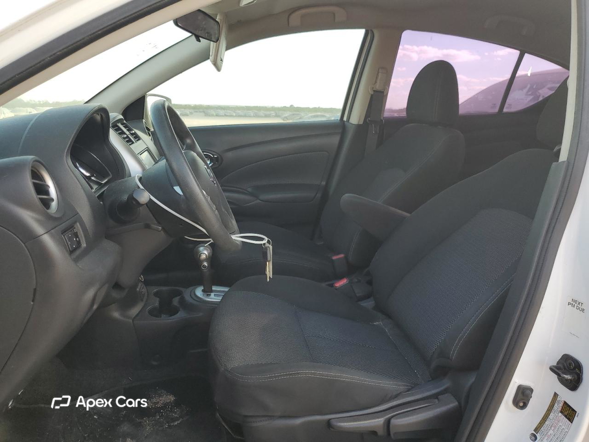 Nissan Versa 2019