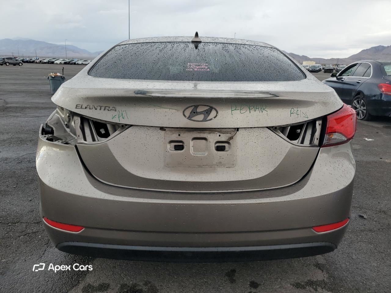 Hyundai Elantra 2015