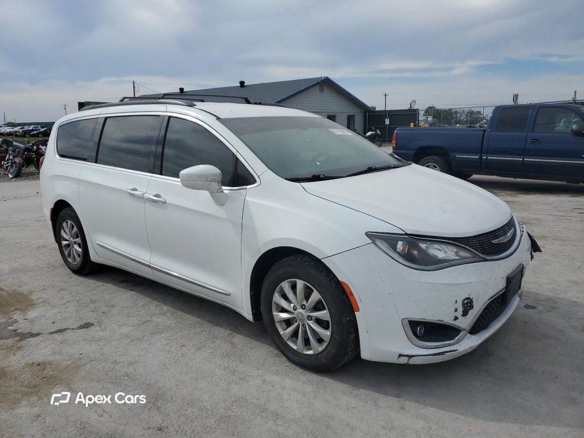 Chrysler Pacifica 2017