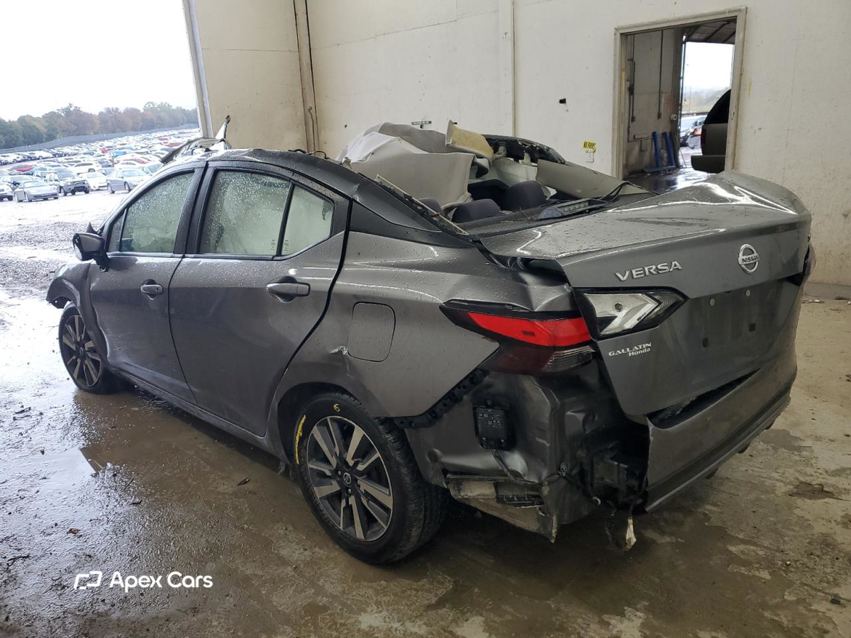 Versa 2021