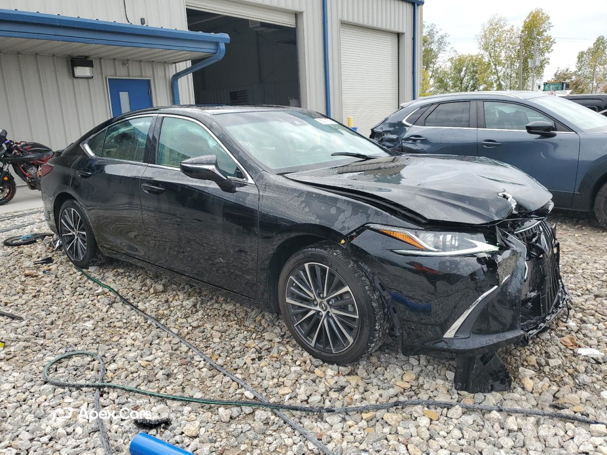 Lexus ES 2022