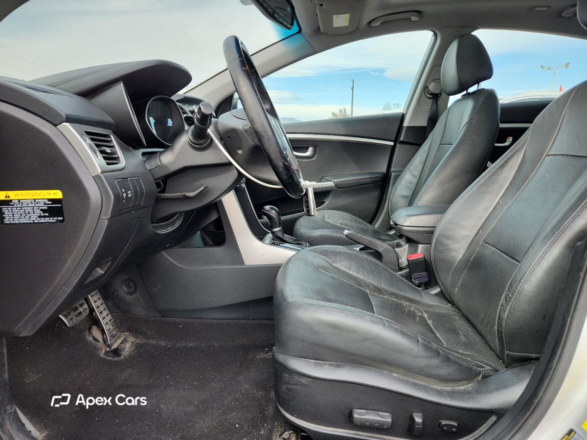 Hyundai Elantra 2016