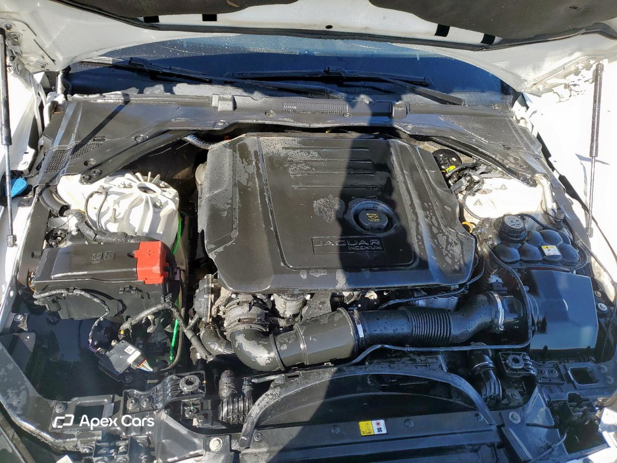 Jaguar XE 2017