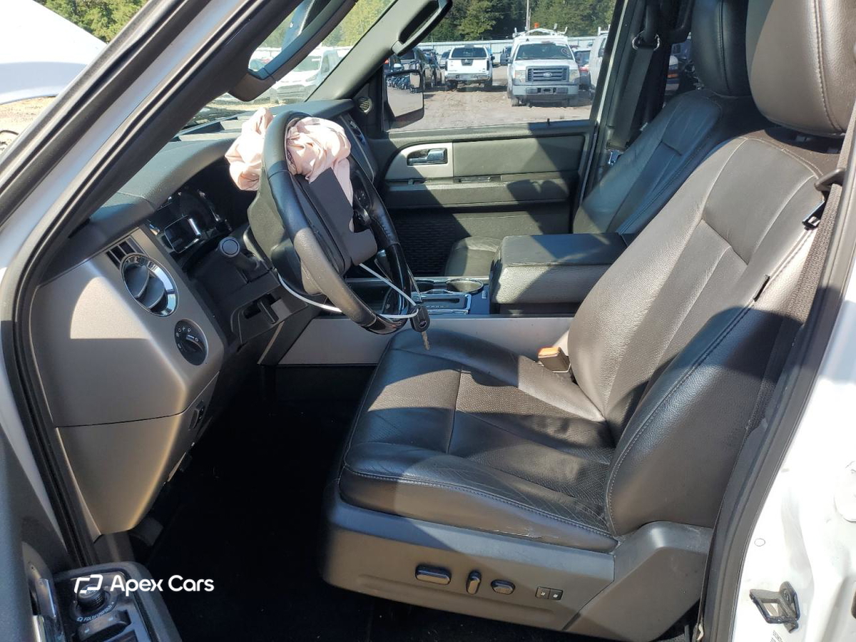 Ford Expedition 2014