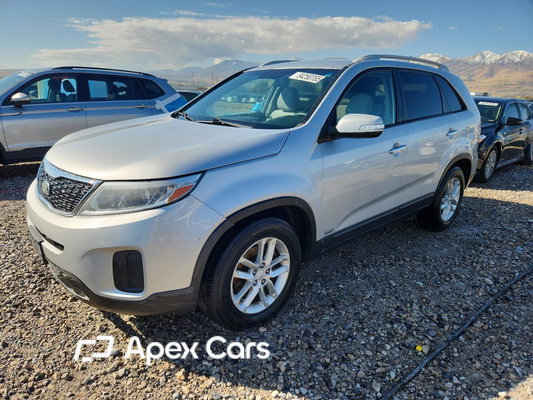 Kia Sorento 2015 - Image 1 of 15