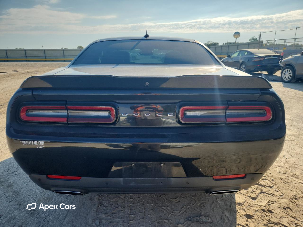 Dodge Challenger 2015