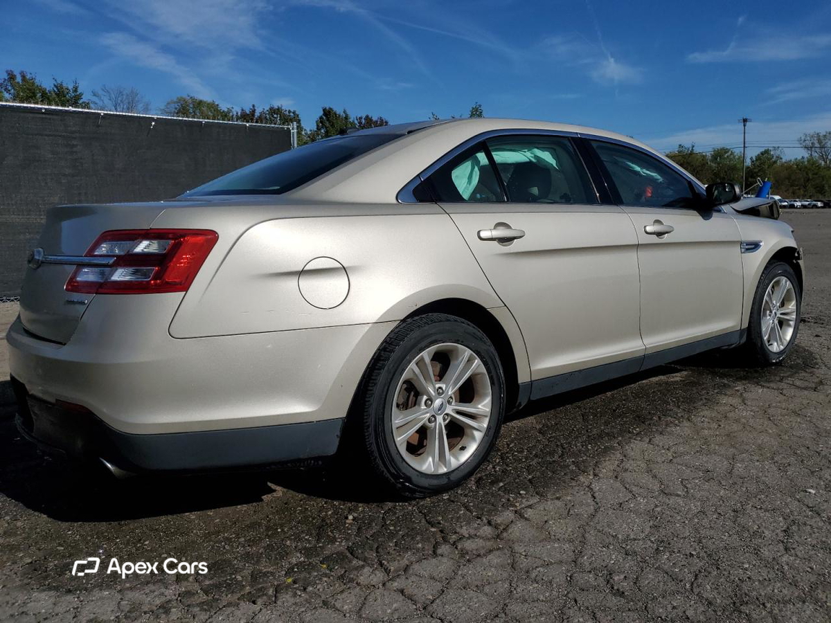 Ford Taurus 2018