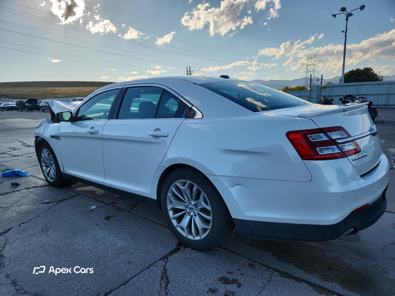 Ford Taurus 2015