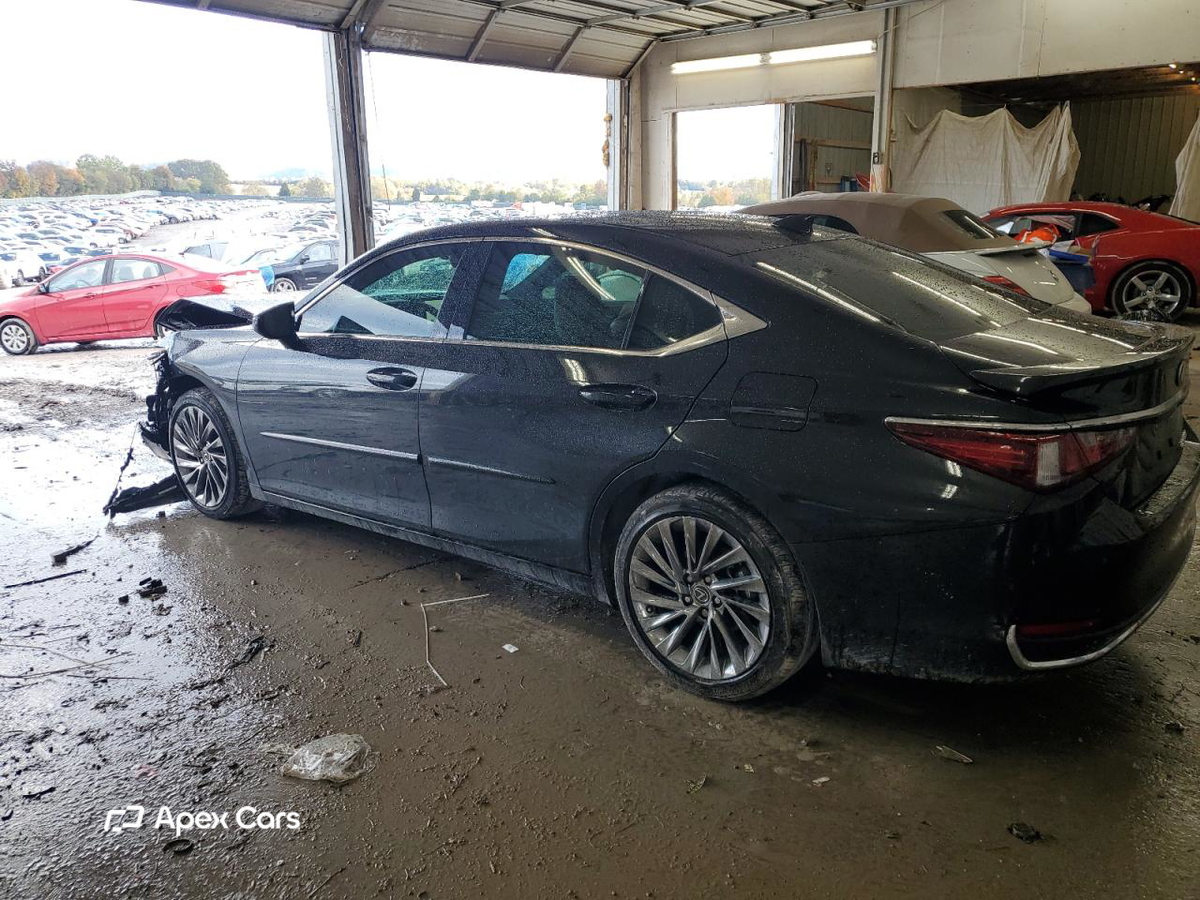 Lexus ES 2024