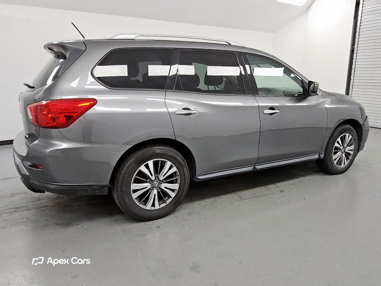 Nissan Pathfinder 2018
