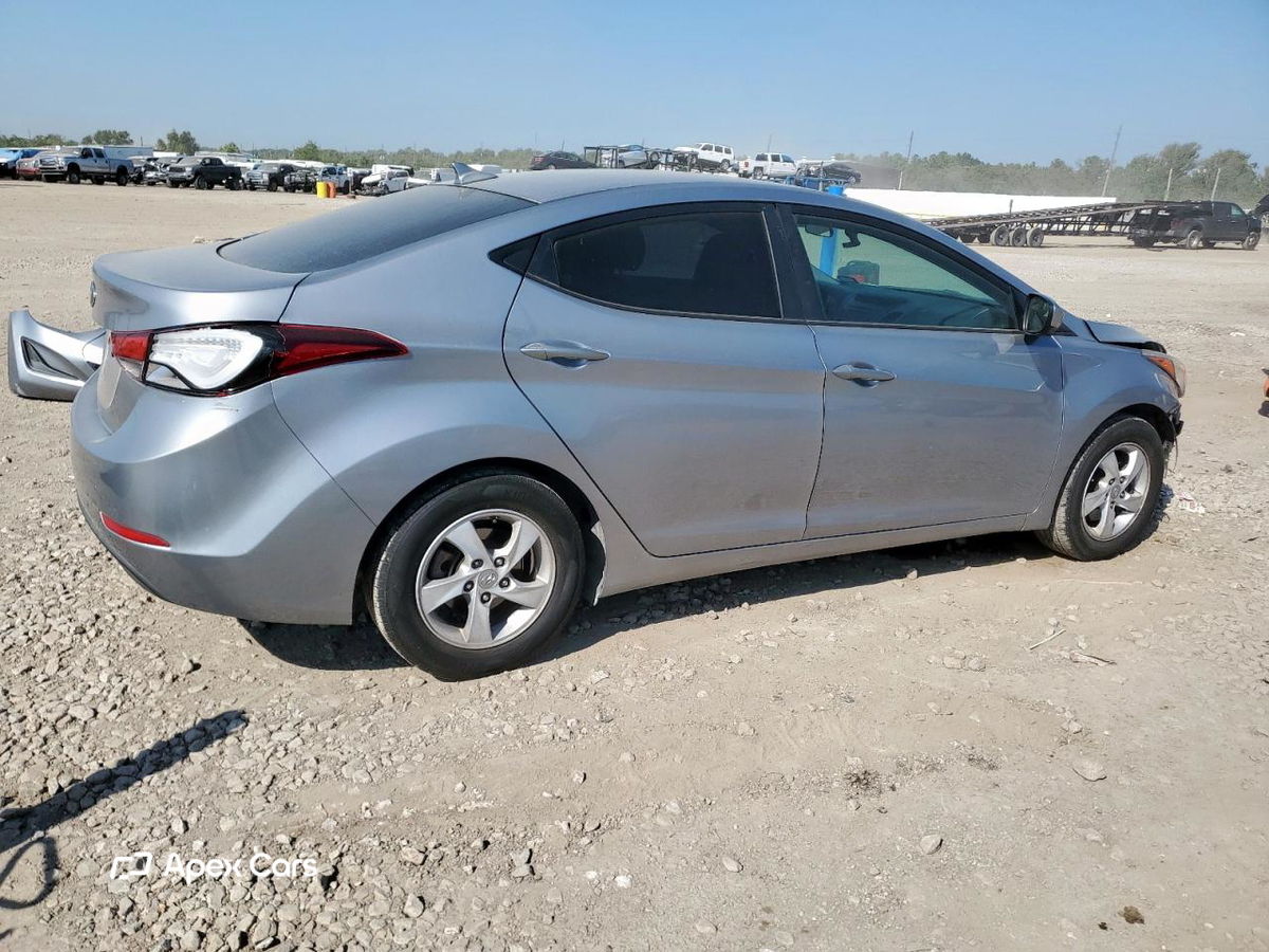 Hyundai Elantra 2015