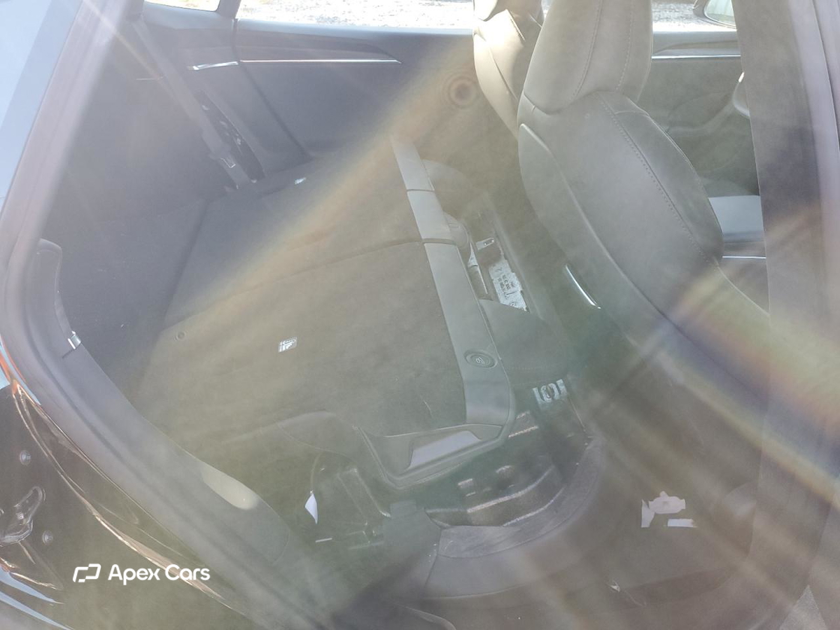 Tesla Model S 2022