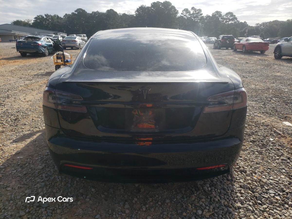 Tesla Model S 2022