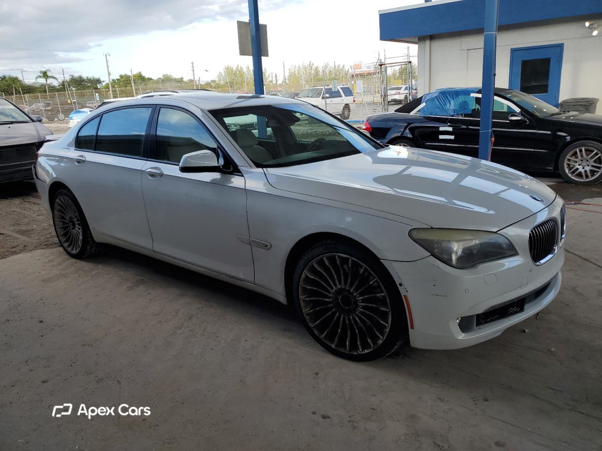 BMW Series 7 2012