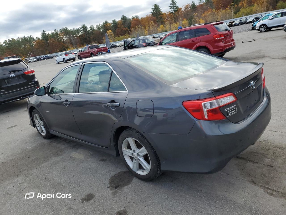 Toyota Camry 2012