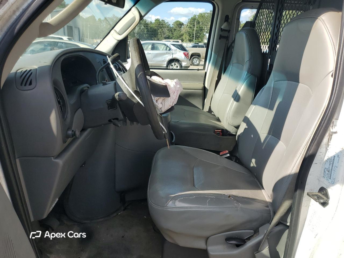 Ford Econoline 2004