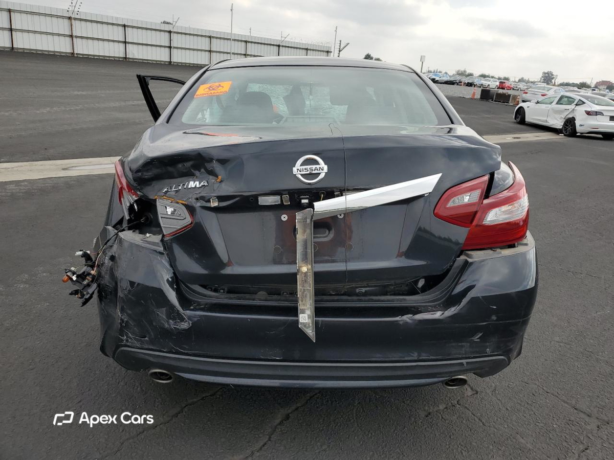 Nissan Altima 2018