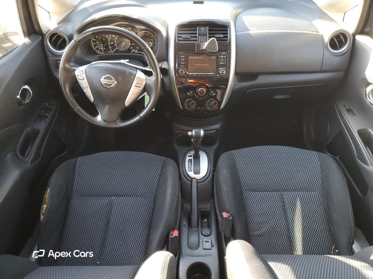 Nissan Versa 2016