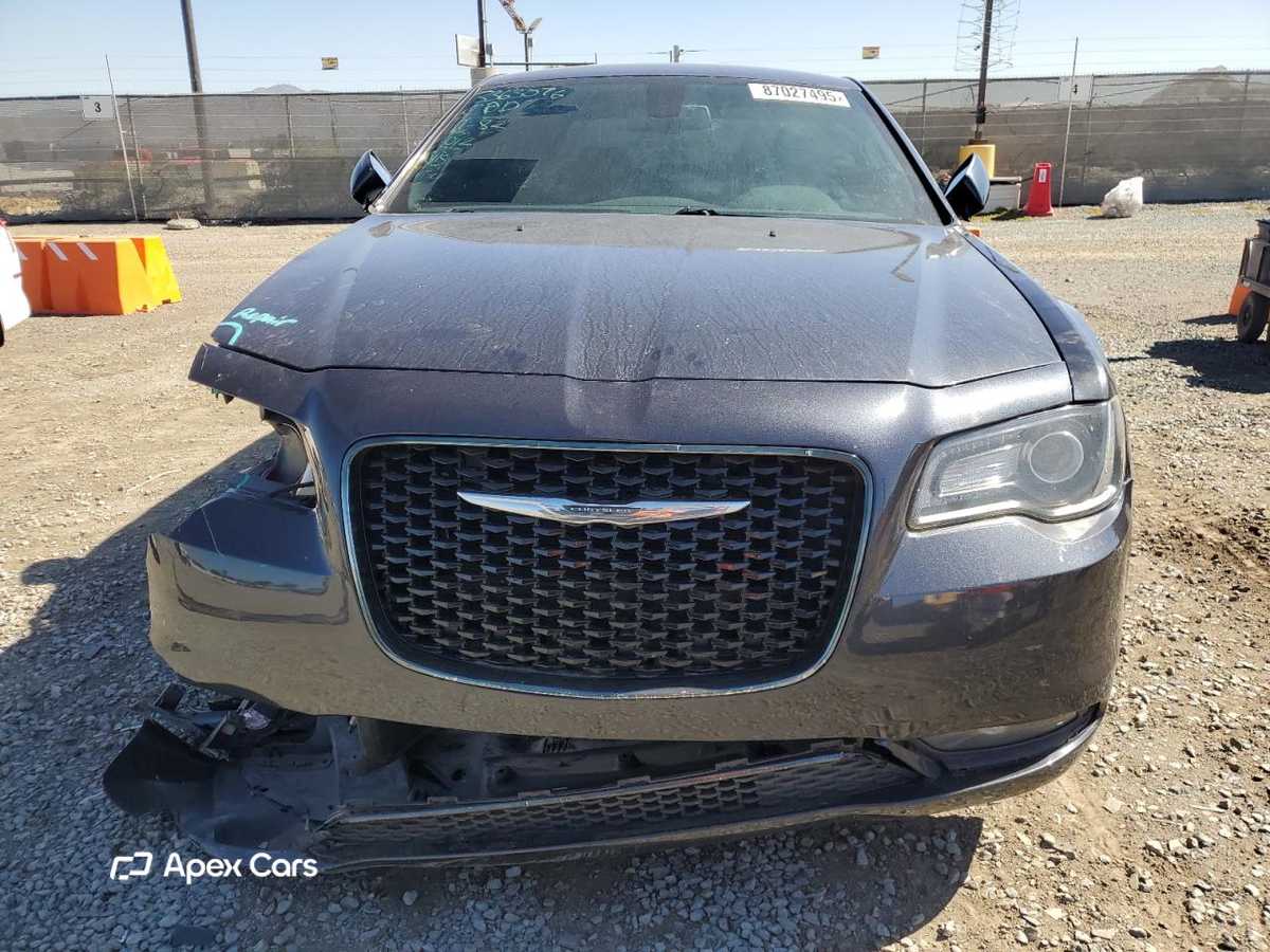 Chrysler 300 2019