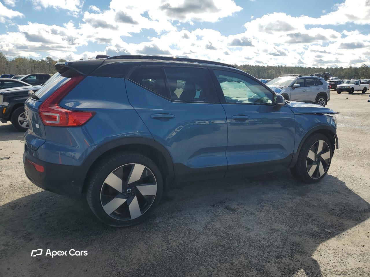 Volvo XC40 2024